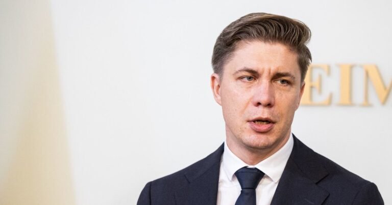 Kas atstovaus Lietuvai svarbiausiuose ES sprendimuose?: M. Sinkevičius siunčia aiškią žinią apie konkurenciją su G. Nausėda