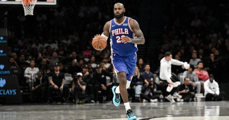 LeBronas į treniruotes atskrenda sraigtasparniu: NBA komisaras paaiškino, ar čia nėra pažeidimo