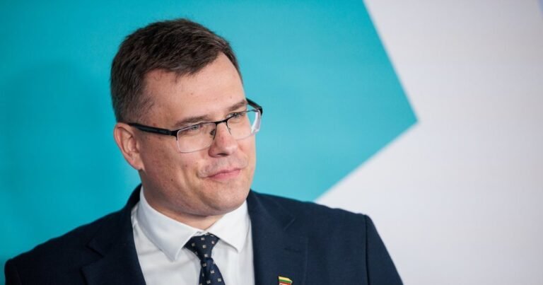 Valdantieji vėl stoja vieni prieš kitus: Kasčiūnas įspėja dėl ministro ir milijardinio deficito