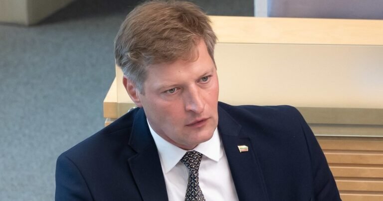 Ūkininkams planuojama išmokėti 332 mln. eurų: ekologiniams ūkiams pritrūko milijonų