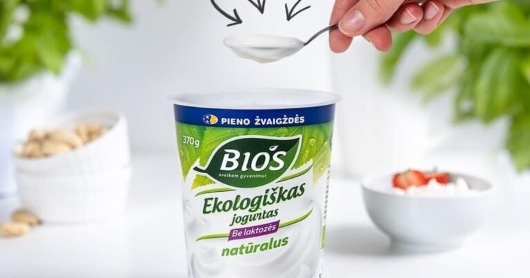 Ekologiškas pienas nėra tik apie „žalią lapą“: kas vyksta iki produkto lentynoje