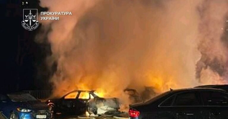 Ukrainiečiams siūlomi pinigai už karo vaizdus: perspėja apie pavojingus priešo spąstus