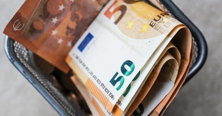 Siūlomas naujas mokestis už pirmąsias ligos dienas: kiek milijonų tai atneštų PSDF?