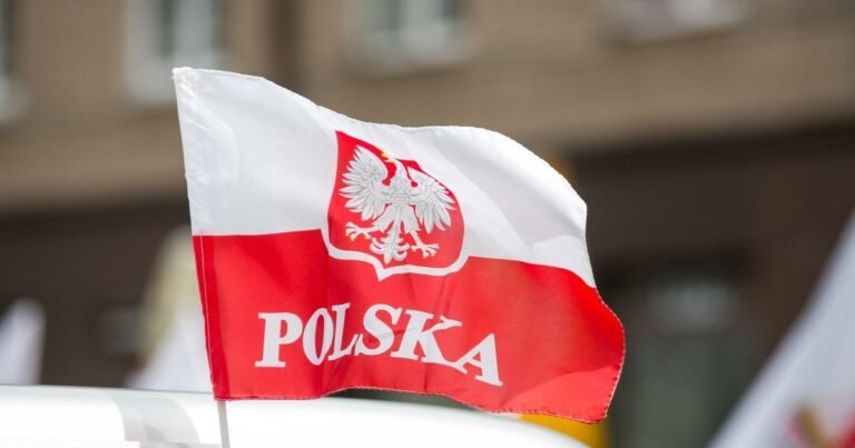 Lenkijoje kyla nauja protestų banga: 27 miestai reikalaus pažadėto abortų įstatymų sušvelninimo