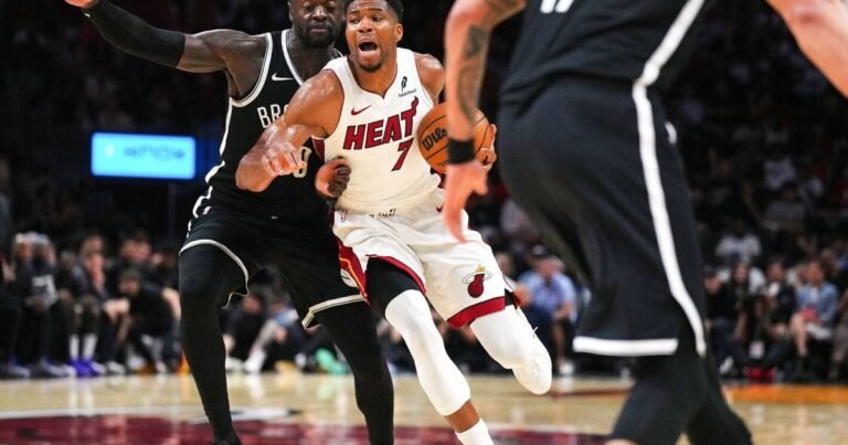 Heat“ puolimas nesustojo nė akimirkai: Antetokounmpo vedamas Majamio klubas pranoko „Nets