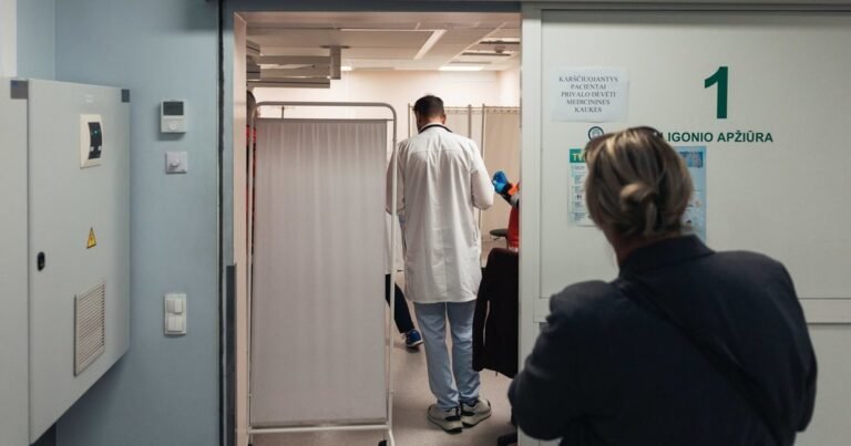 Gydytojų trūkumas pasiekė kritinę ribą: ligoninės specialistams siūlo net 50 tūkst. eurų