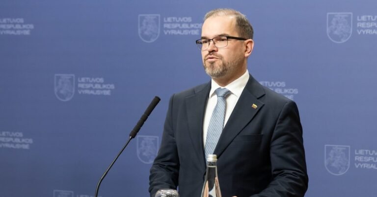 Dronas su sprogmenimis perskrido pusę Lietuvos: sprendimą galėjo pakeisti tik aiškesnis vaizdas