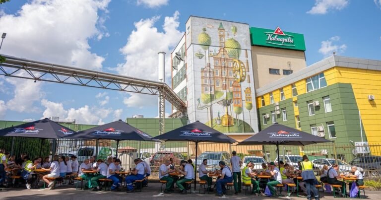 6 proc. darbuotojų kaita ir dešimtmečius trunkanti karjera: kas iš tiesų sulaiko žmones įmonėje?