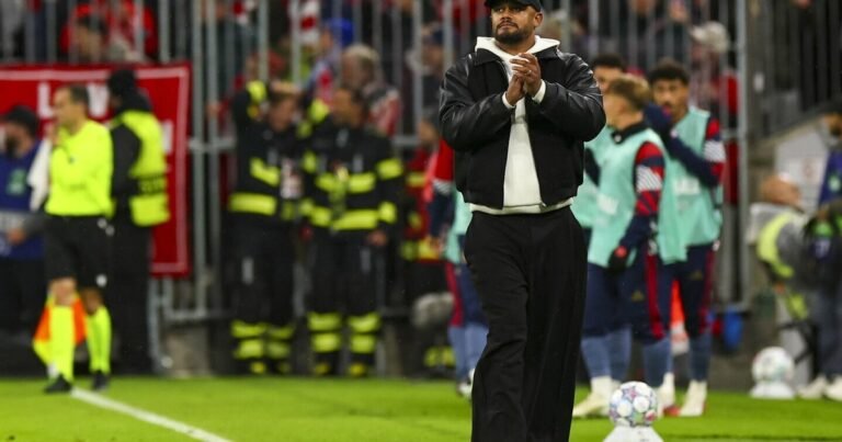 Bayern“ trenerį skubiai išgabeno sraigtasparniu: neaišku, ar jis sekmadienį galės vadovauti komandai