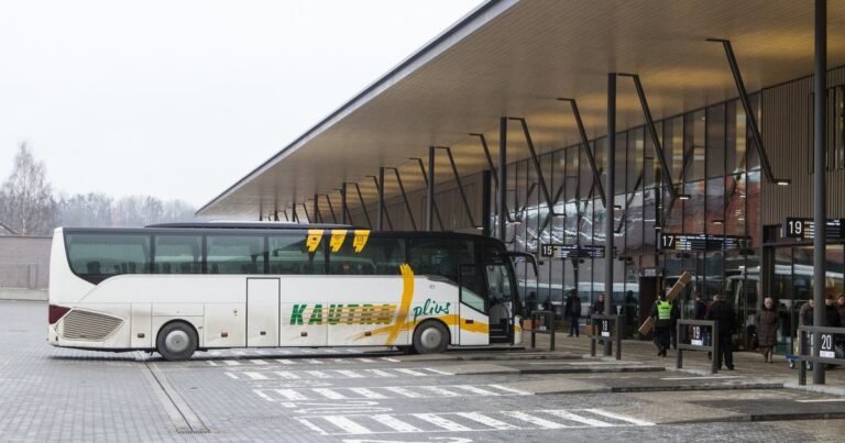 Mirtina avarija Kauno autobusų stotyje baigėsi netikėtu teismo sprendimu: vairuotojas išteisintas