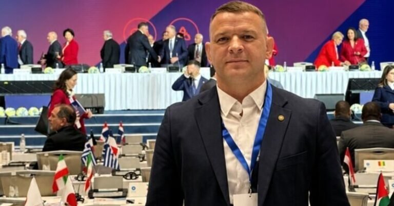Lietuvos imtynių rinktinė išvyksta į pasaulio čempionatą: prezidentas atskleidė, ko tyliai tikisi Astanoje