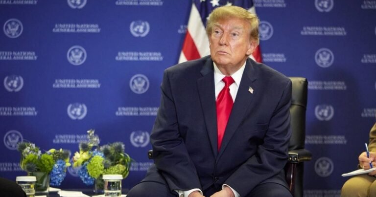 Trumpas įvardijo netikėtą karo priežastį: dėl Rusijos puolimo apkaltino Bideno žodžius